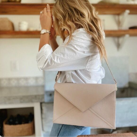 TAH Angelina Marie Portland Oregon The Envelope Oscar Leather Shoulder Bag Blush - Picture 3 of 11